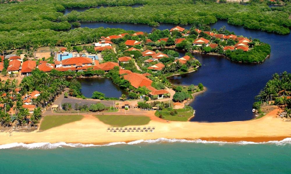 Club Palm Bay Hotel Marawila Exterior photo